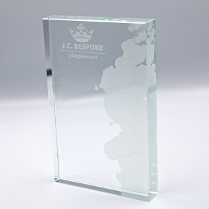 EXPRESS GLASS AWARD  - 176MM (15MM THICK) - AVAILABLE IN 3 SIZES